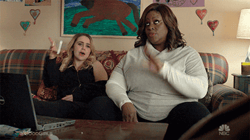 Annie and Ruby in Good Girls