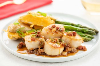 Brown Sugar and Bacon-Glazed Scallops