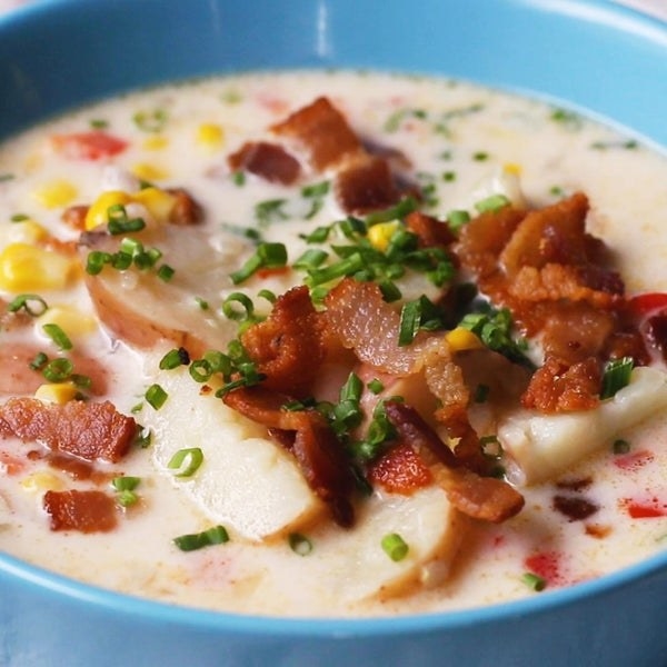 Instant Pot corn and bacon soup