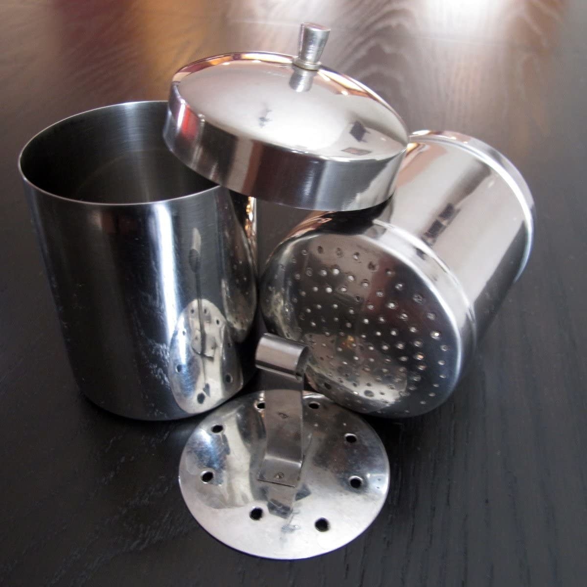 A filter coffee maker