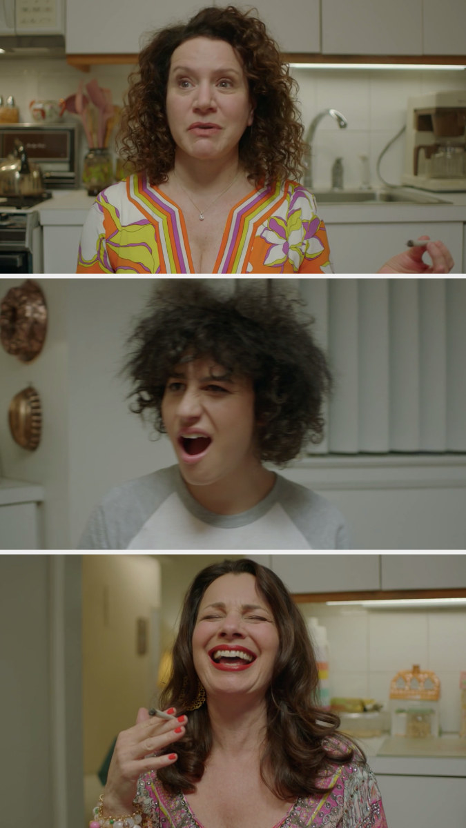 Ilana smoking with her mom and her aunt who is played by Fran Drescher 