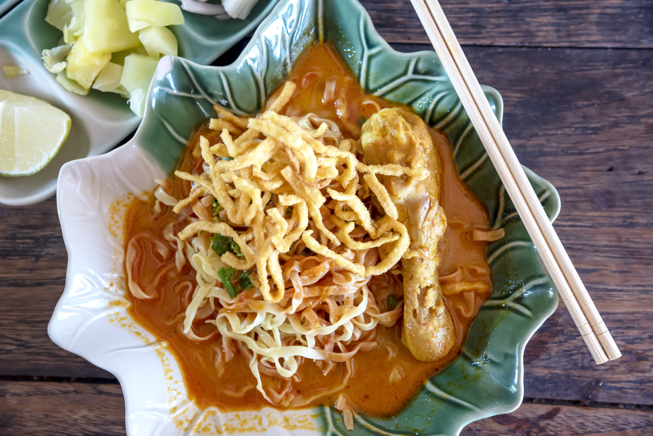 A bowl of Khao Soi.