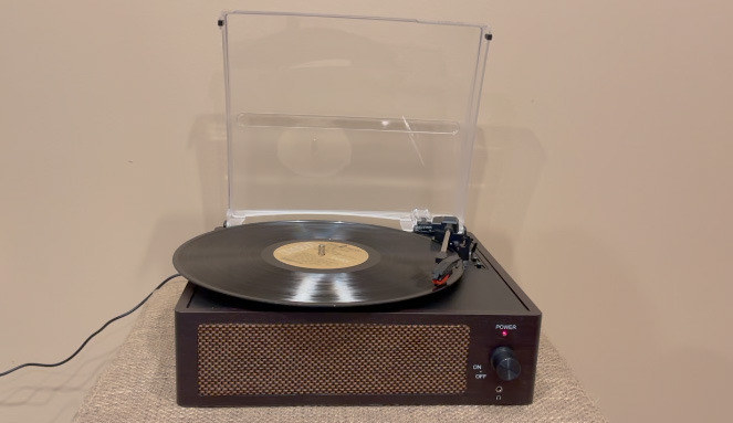 Review photo of the vinyl record player