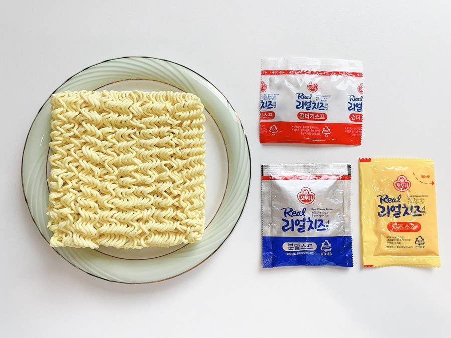 マニアしか知らない ガチ勢おすすめの ドンキで買える韓国ラーメン 4選