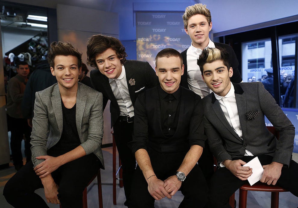 21 Famous Bands/Groups In Beginning Of Career Vs. End