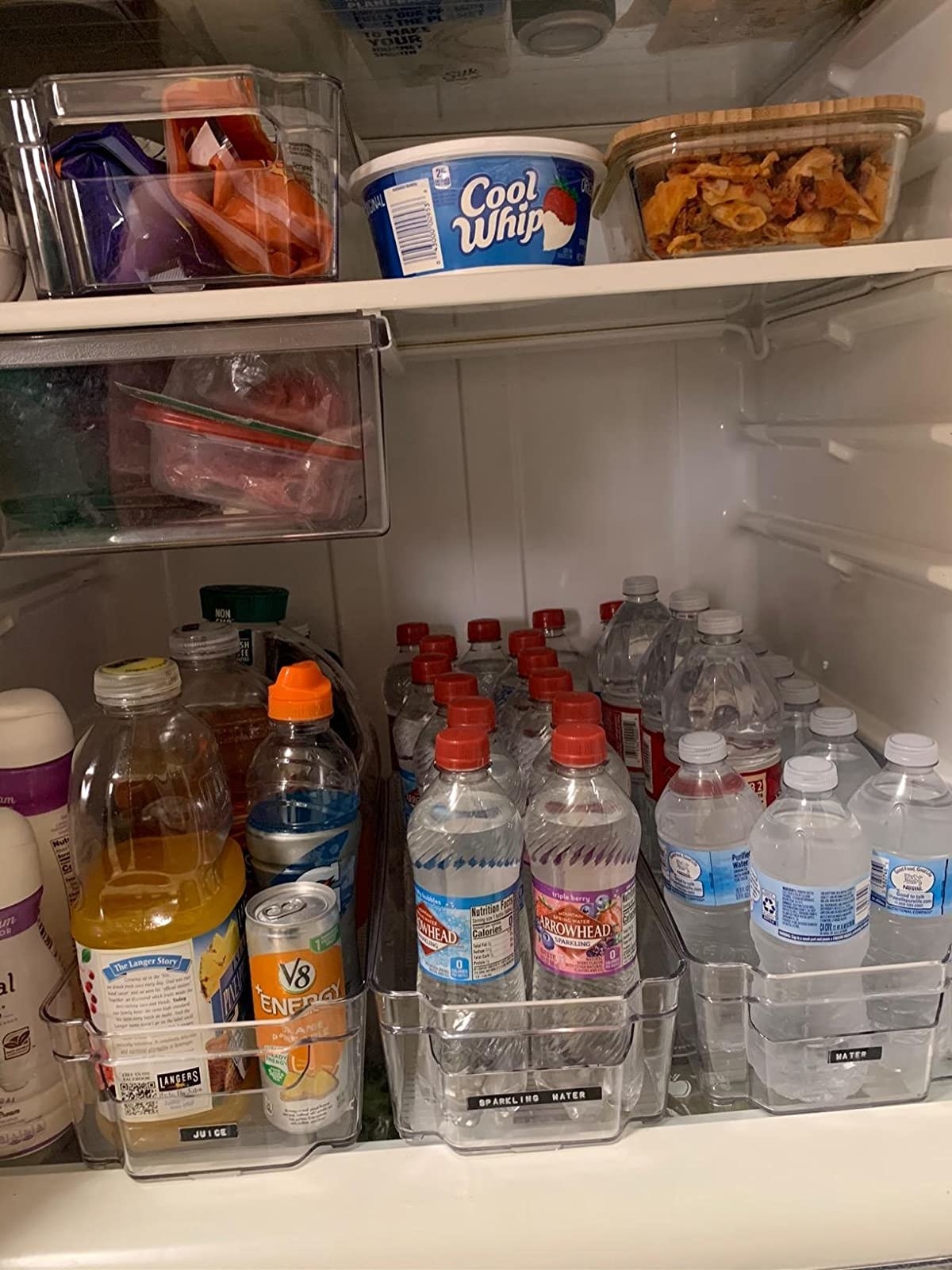 reviewer&#x27;s fridge with the shelves