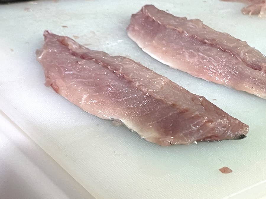 料理初心者がアジを三枚おろしにしてアジフライとなめろうをつくってみた