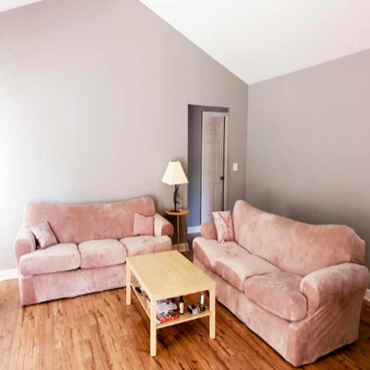 The same sofas covered in the pink velvet 