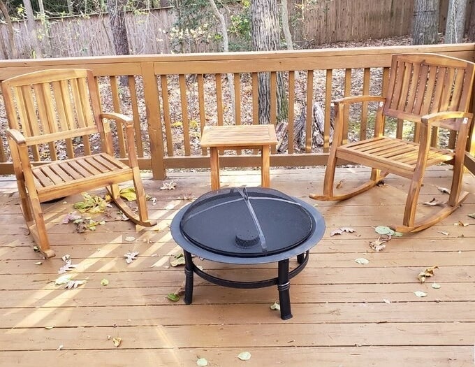 the fire pit on a reviewer&#x27;s deck