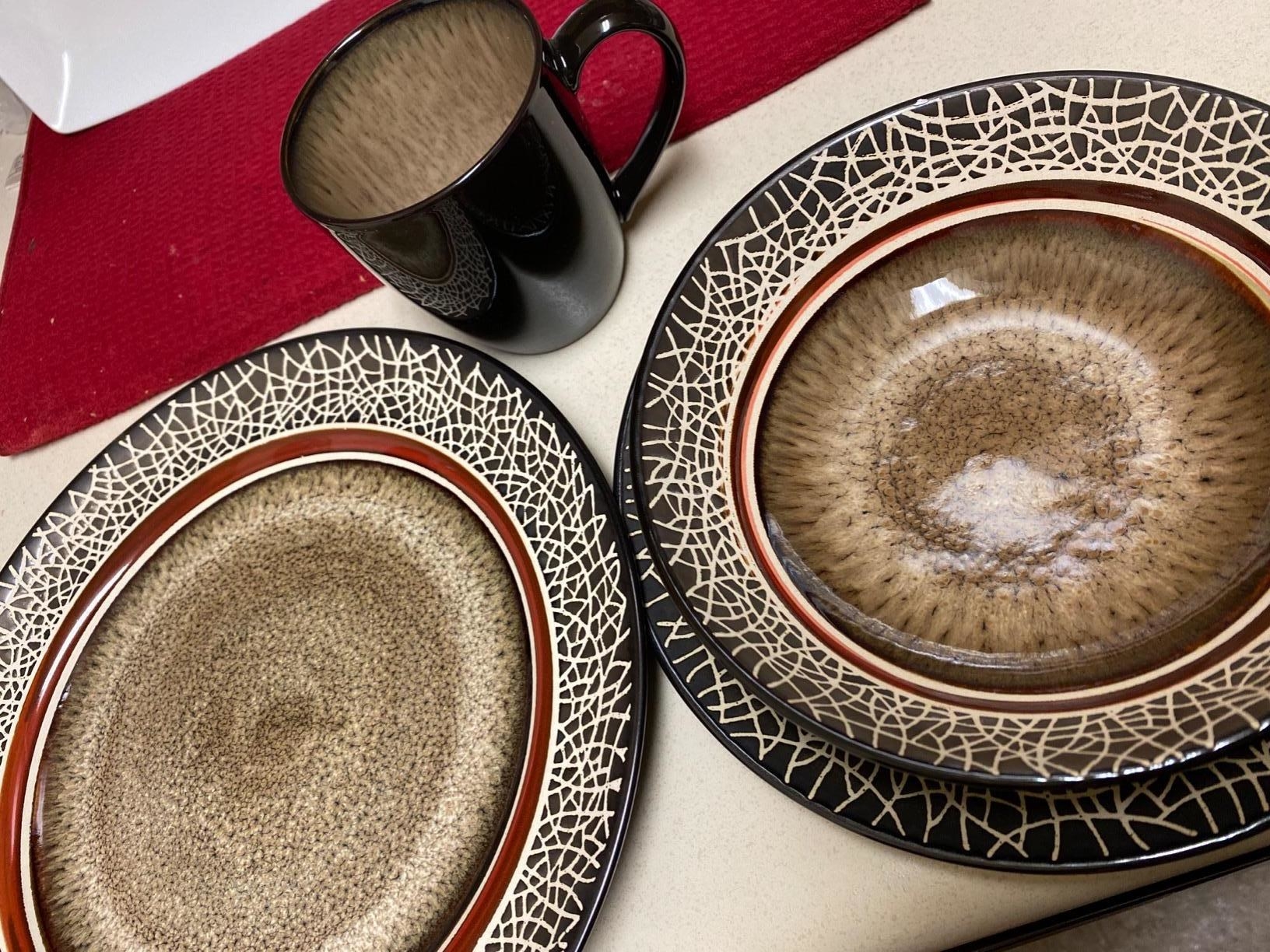 reviewer image of several pieces of the american atelier markham round dinnerware set