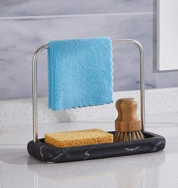 Several sponges and scrubbers on the organizer