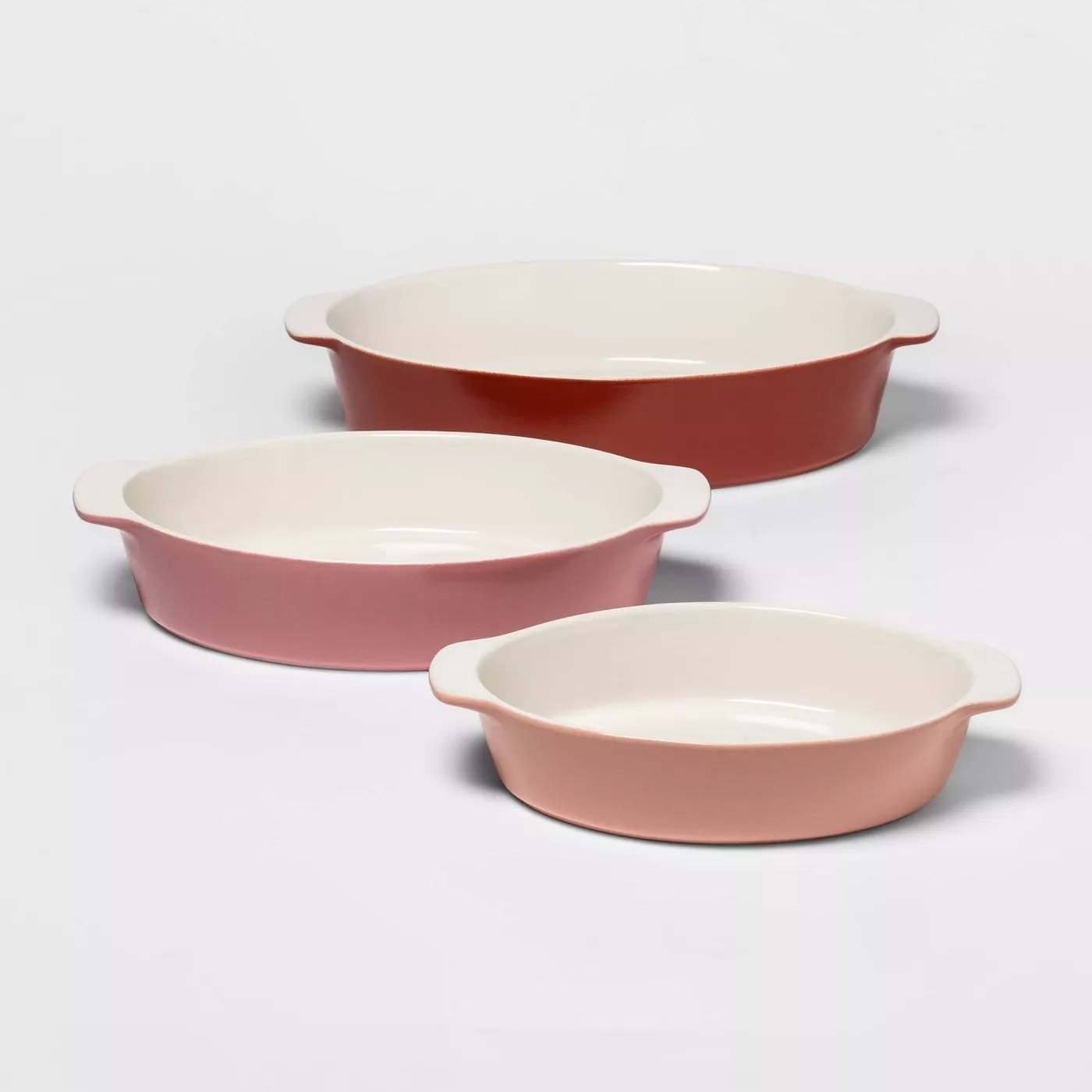 the three pink dishes