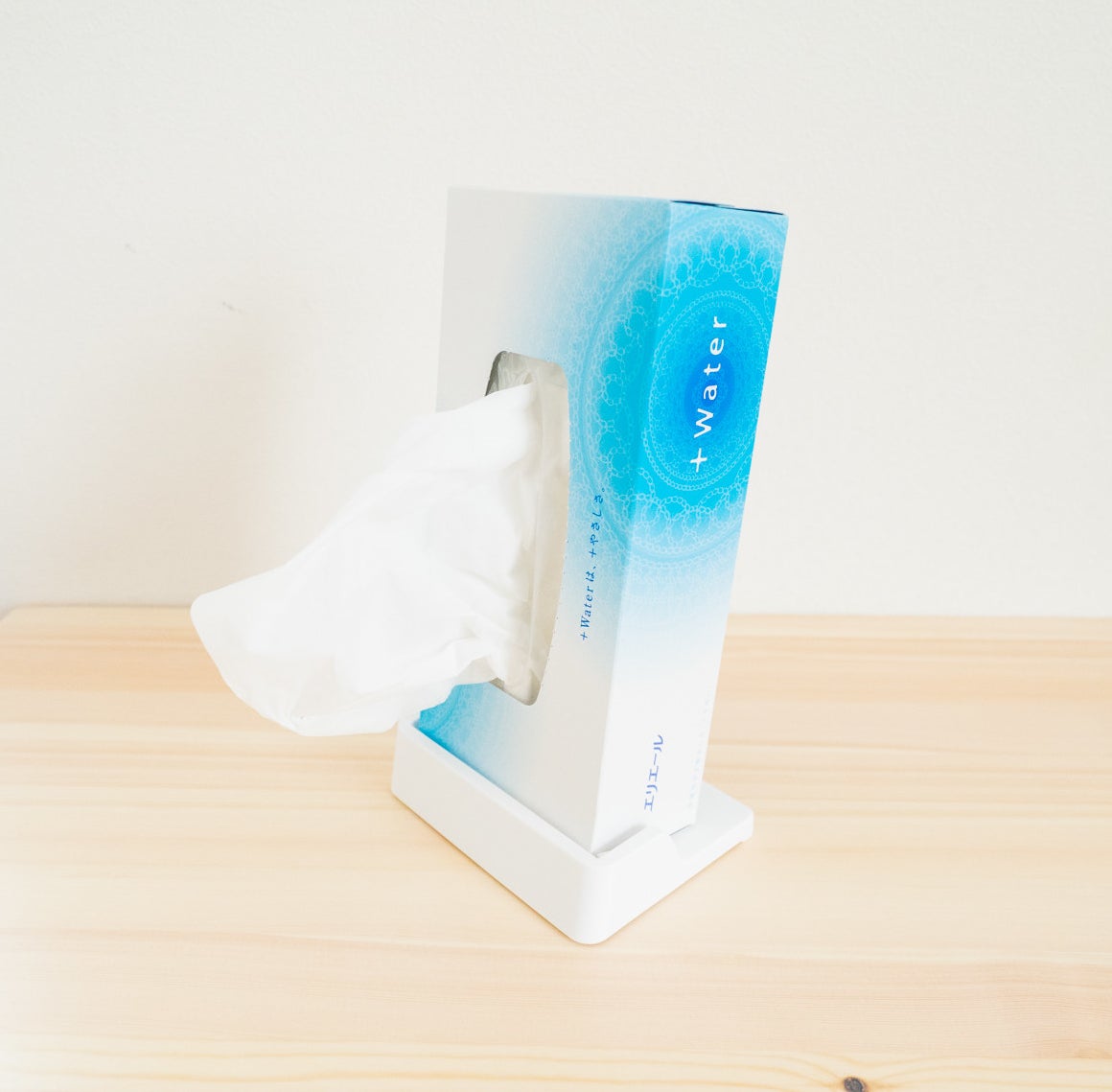 まさか その発想はなかった ダイソーの 立てるティッシュボックス がスゴすぎる まさか その発想はなかった ダイソーの 立てるティッシュボックス がスゴすぎる