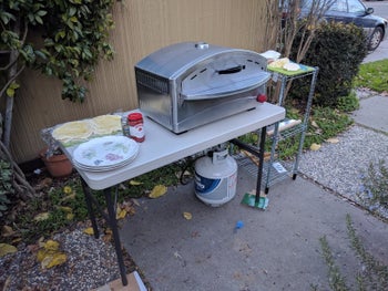 Reviewer photo of pizza oven