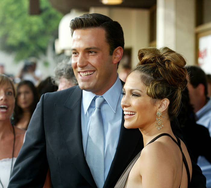 Jennifer Lopez (R) and actor Ben Affleck attend the premiere of Revolution Studios&#x27; and Columbia Pictures&#x27; film &quot;Gigli&quot; 