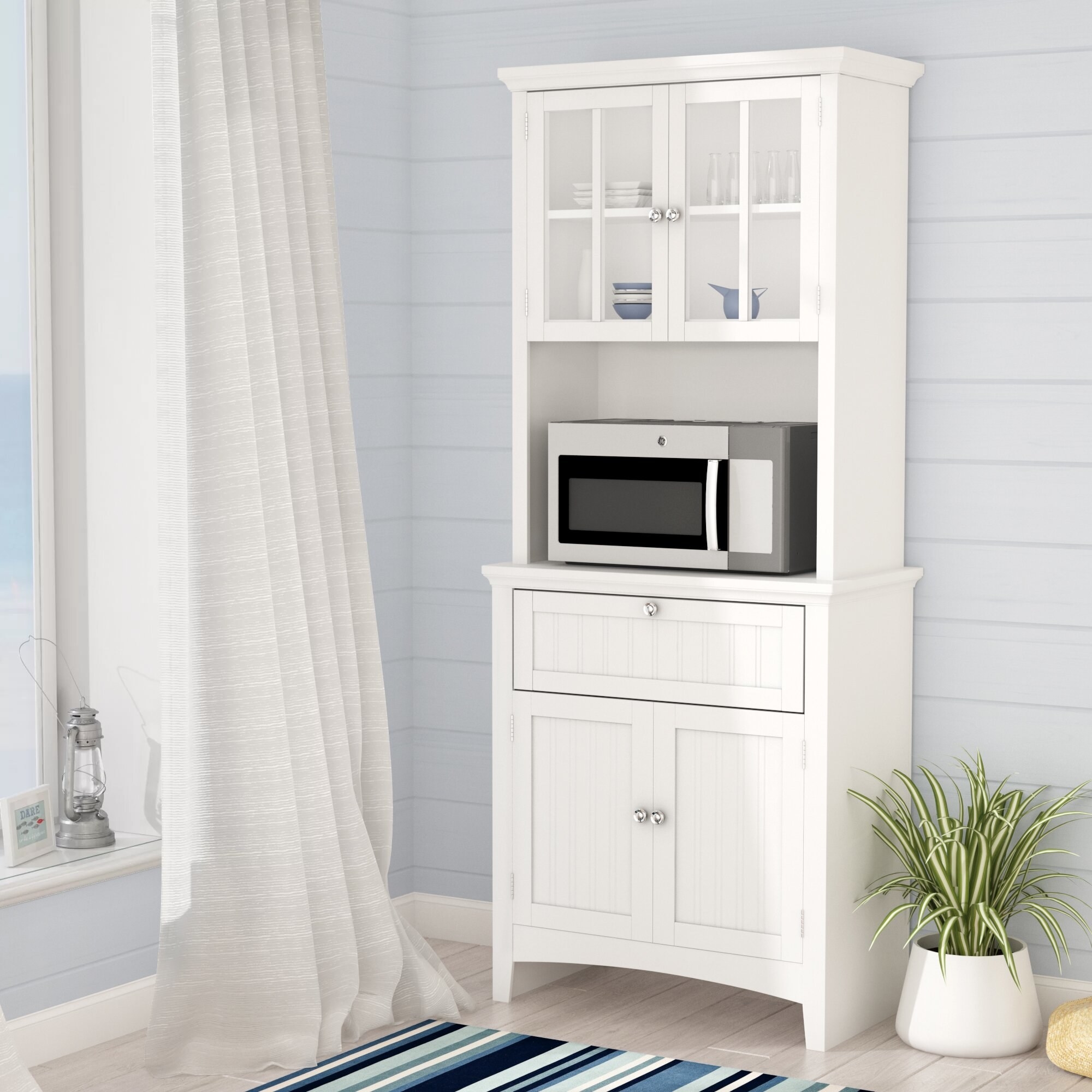 the cabinet in white 