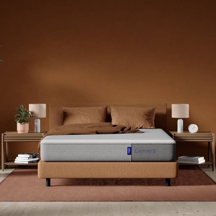 Casper mattress on bedframe