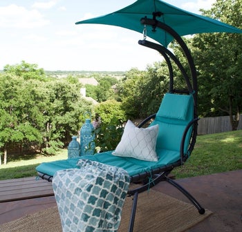 the blue swing in a different reviewer's yard