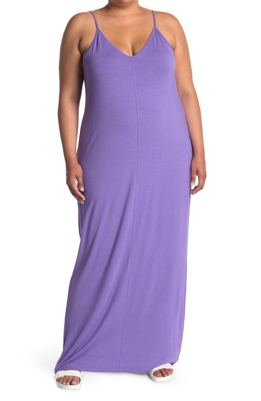 The maxi dress in purple 