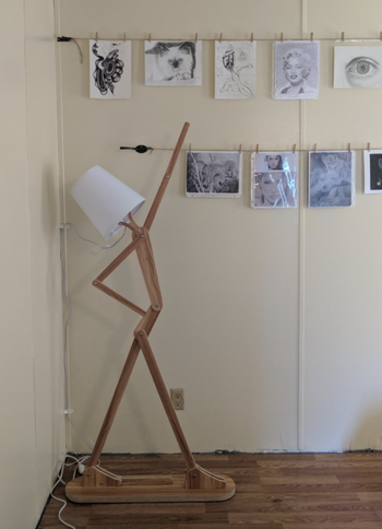 Reviewer's lamp is positioned in a fun way