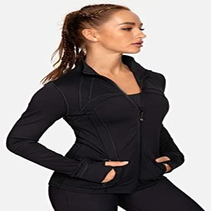 Best Amazon Canada Activewear And Fitness Clothing
