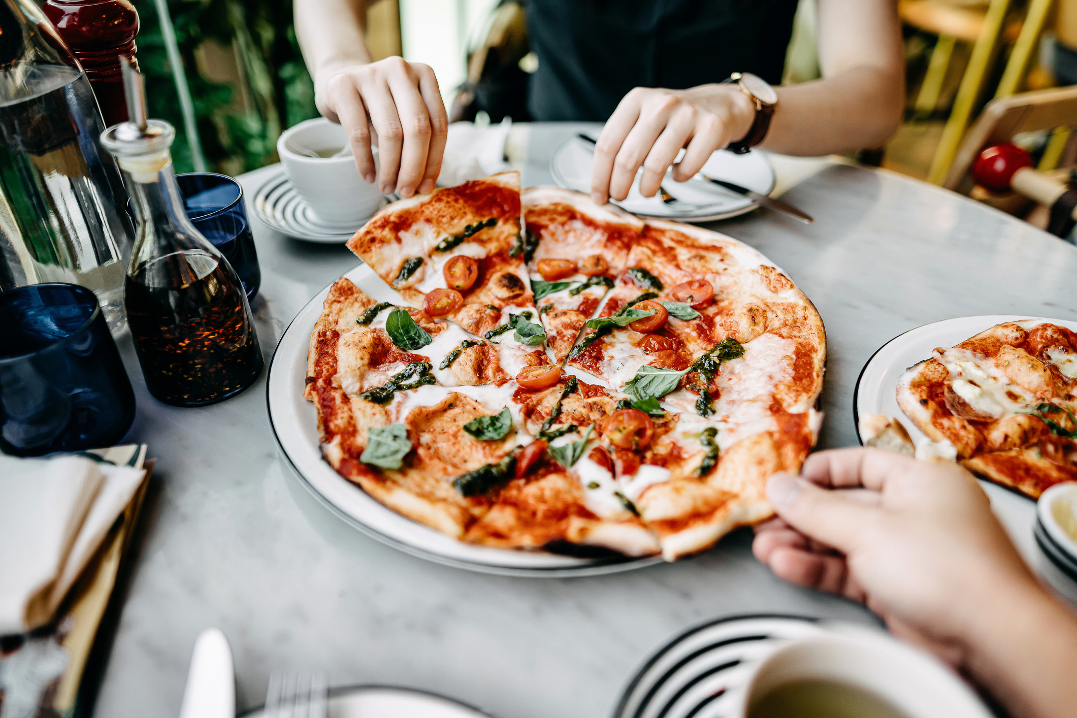 People eating pizza