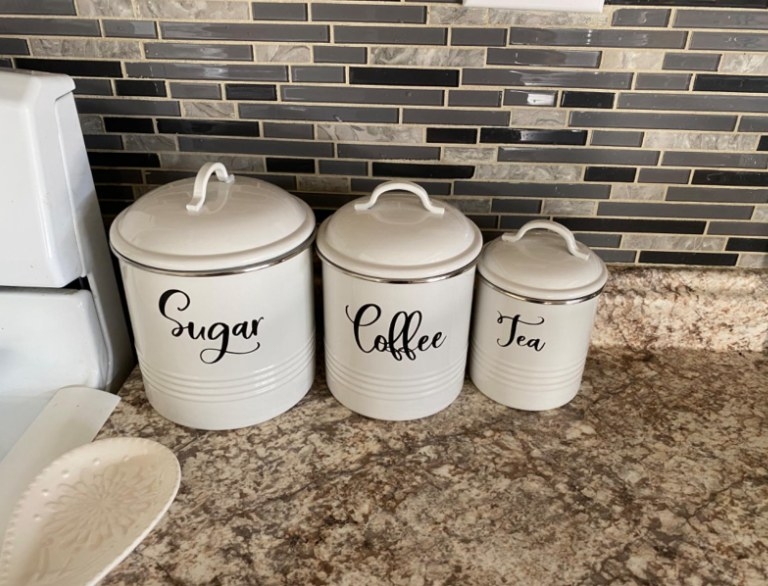 The canister set 