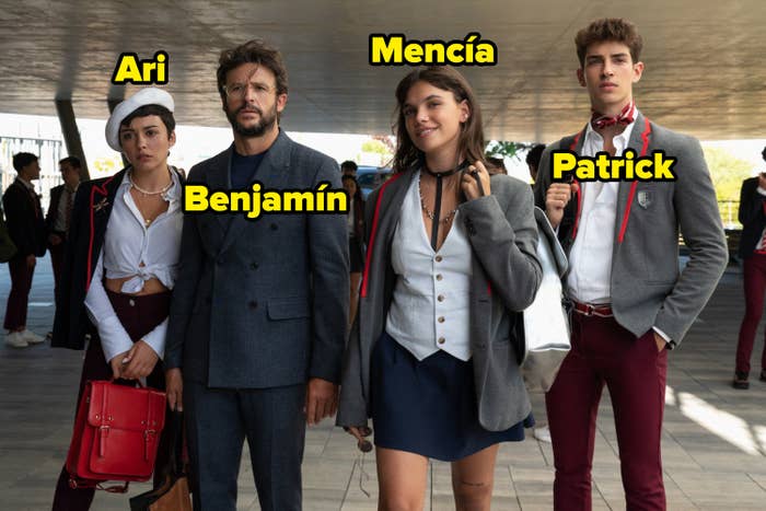 Ari, Benjamín, Mencía, and Patrick arriving on campus 