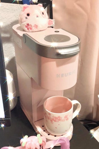 Reviewer image of pink coffee maker