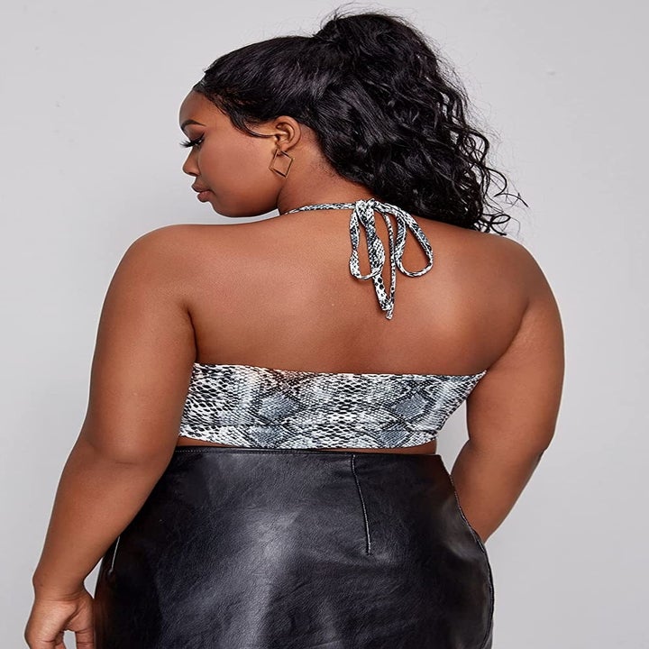 model showing the back of the top 