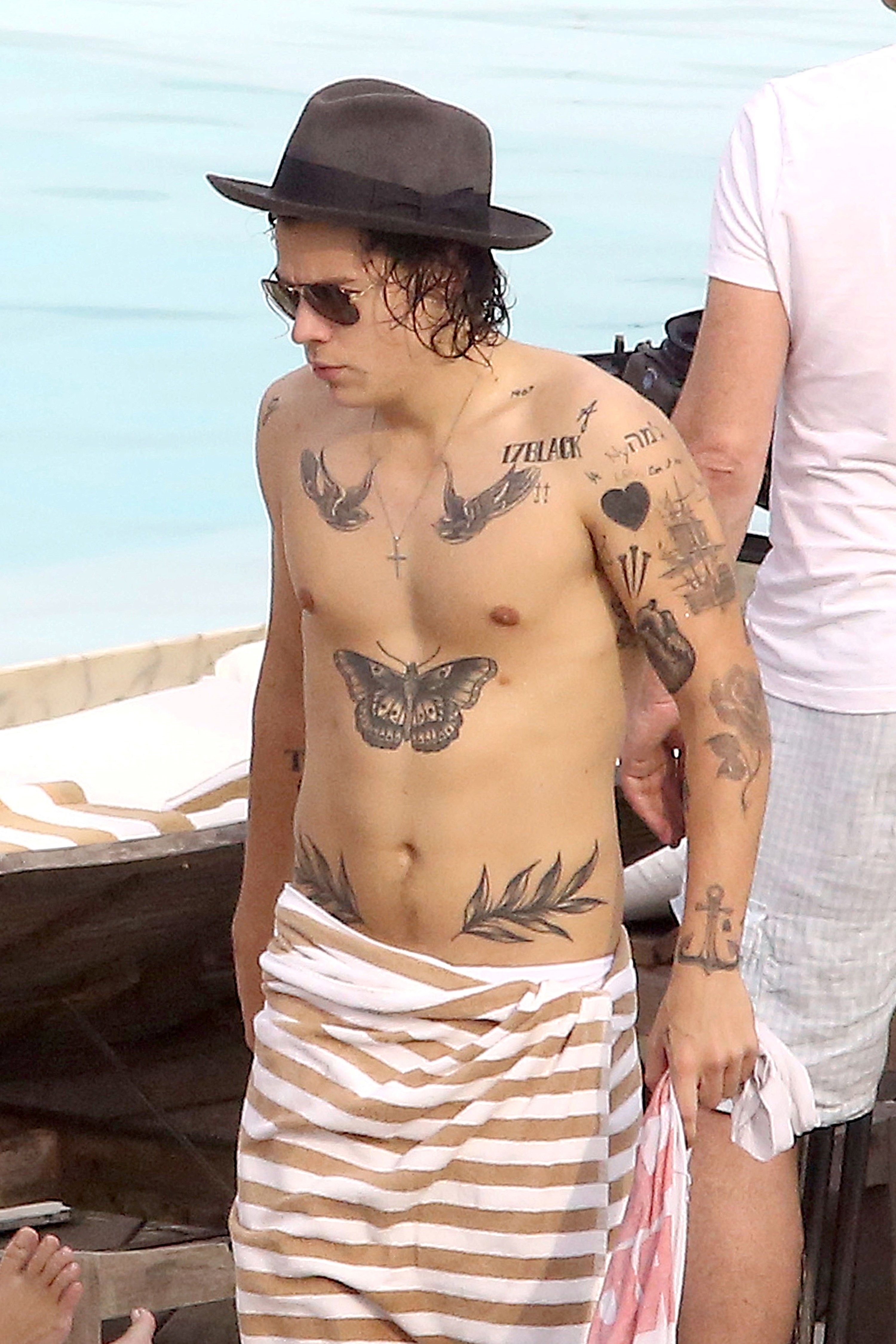 Harry Styles 50 Tattoos Guide To His Ink And Their Meanings