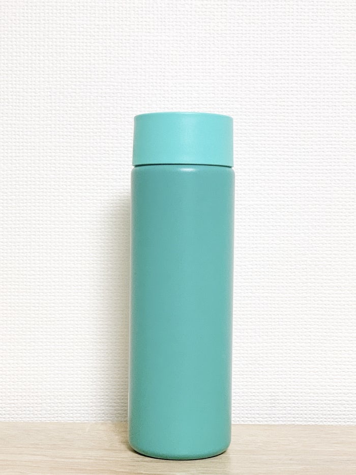 ズボラな人に朗報。999円で買えるIKEAの「フタがない水筒」が衝撃的な便利さでした！