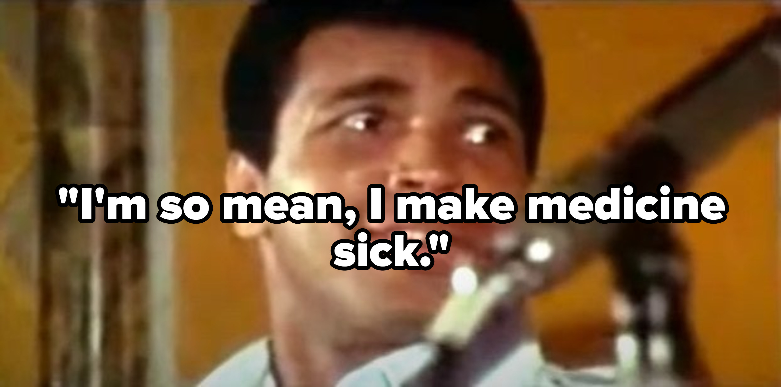 穆罕默德·阿里在新闻发布会上引用,“我# x27; m所以的意思是,我做医学sick"