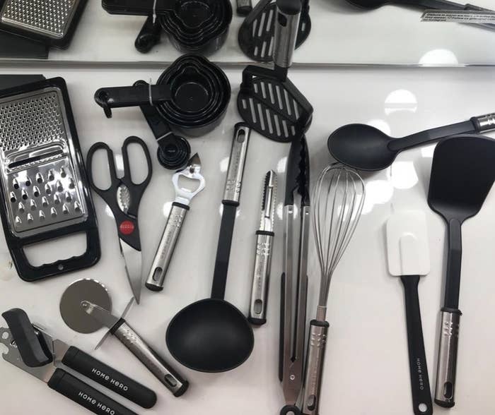 A reviewer&#x27;s kitchen utensil twenty five piece set