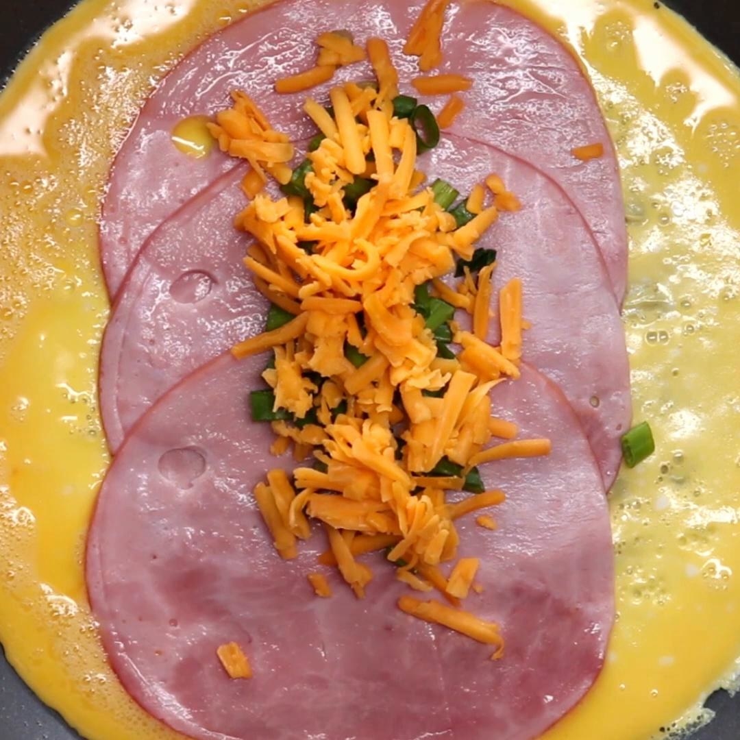 Ham and Cheddar Wrapped Breakfast Burrito
