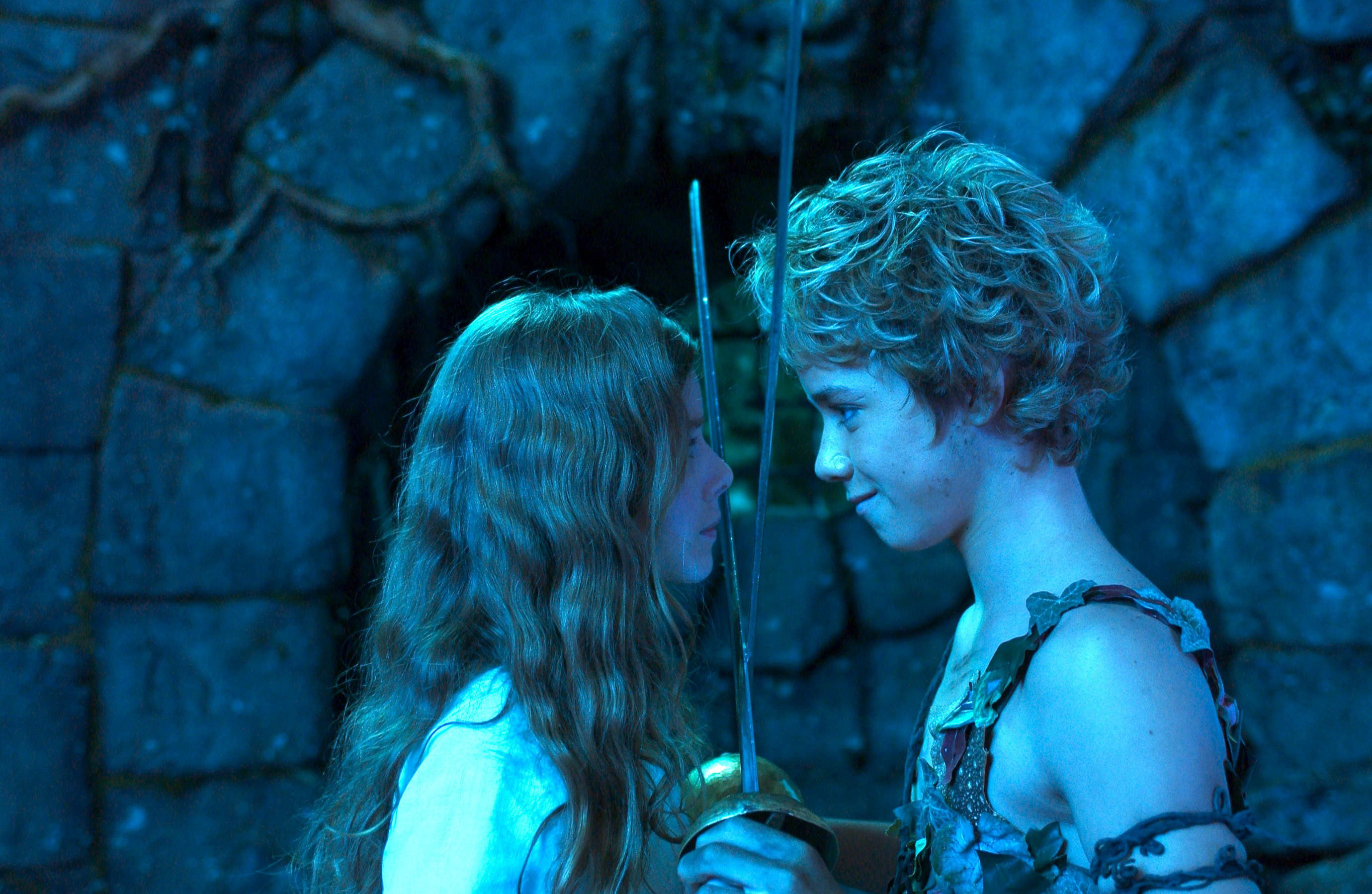 Rachel Hurd-Wood and Jeremy Sumpter looking into each others eyes