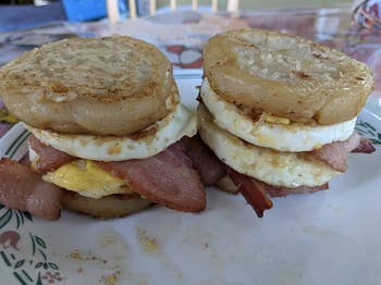 Reviewer image of perfectly round eggs in breakfast sandwiches 