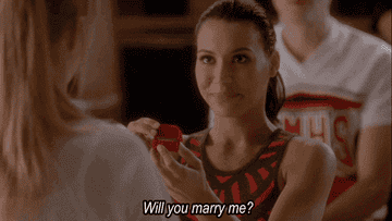 Santana proposing to Brittany in &quot;Glee&quot;
