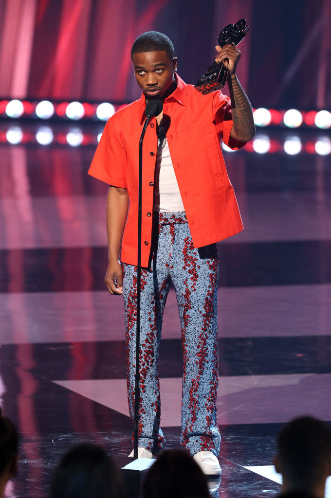 Roddy Ricch accepts the Hip-Hop Artist of the Year onstage at the 2021 iHeartRadio Music Awards 