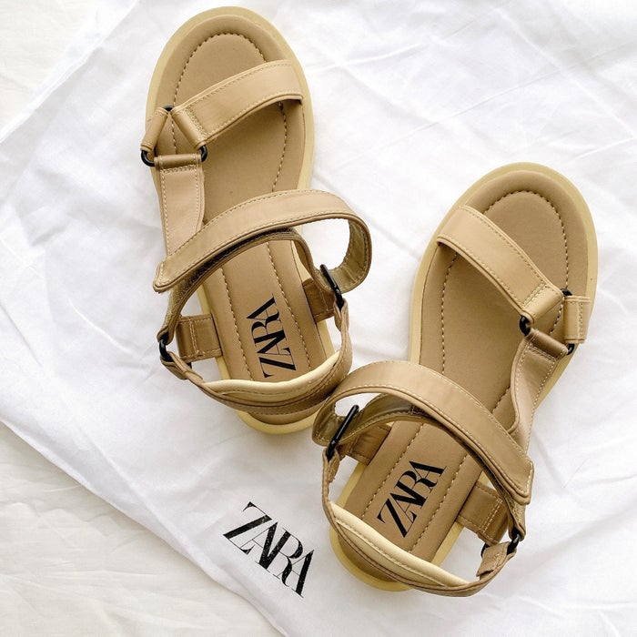 びっくりするほど歩きやすい！ZARAの「優秀サンダル」今年の夏はヘビロテしようっと。