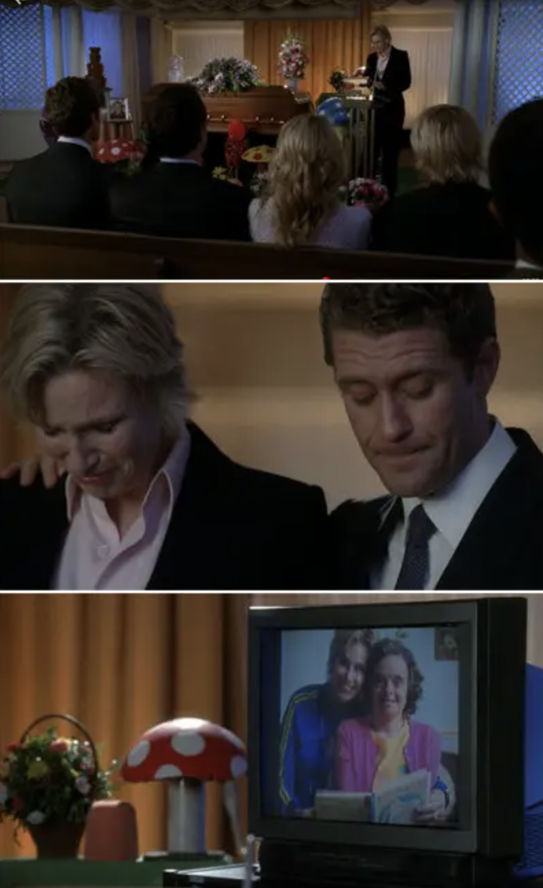 Sue Sylvester crying at her sister&#x27;s funeral