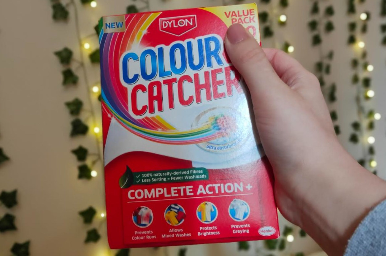 Dylon Colour Catcher - a review of Colour Catcher Double Action - AD sent  for review - Over 40 and a Mum to One