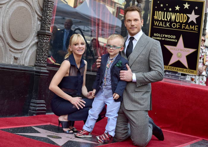 anna faris and chris pratt with their son jack at the hollywood walk of fame