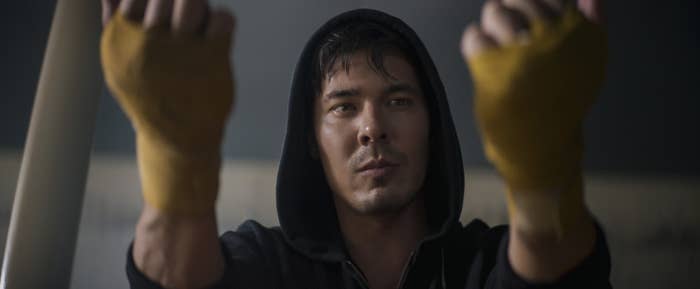 Lewis Tan in Mortal Kombat