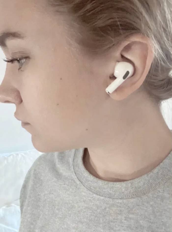 BuzzFeed editor wearing AirPods Pro 