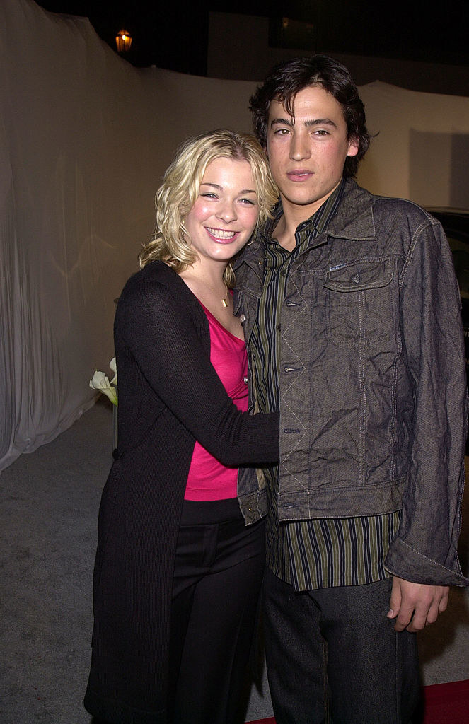 LeAnn Rimes wrapped around Andrew Keegan