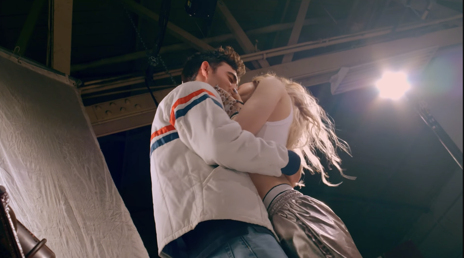Dove kissing Alexander23 in the &quot;LazyBaby&quot; music video