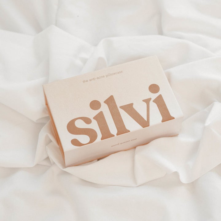 Silvi AntiAcne Pillowcase Review Canada