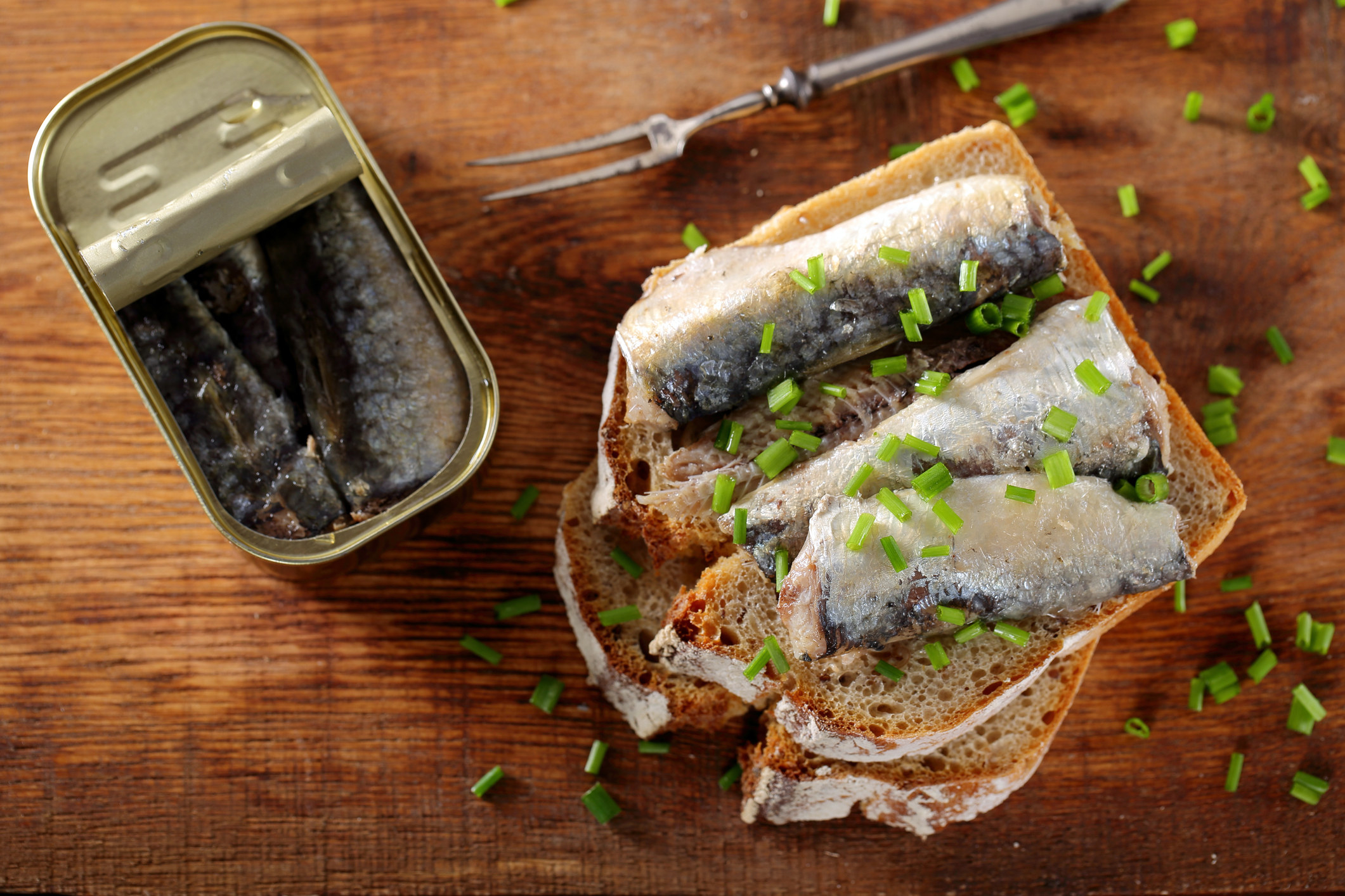 Toast with sardines on it