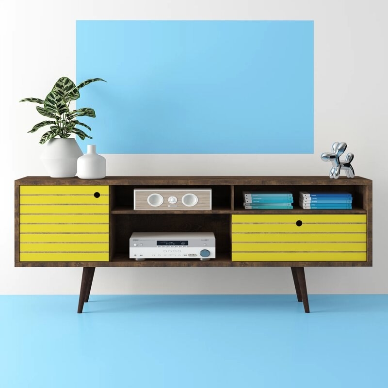 The stand with yellow accents